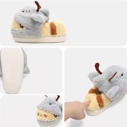 Pantuflas de Felpa con Diseño de Tiburón y Abeja